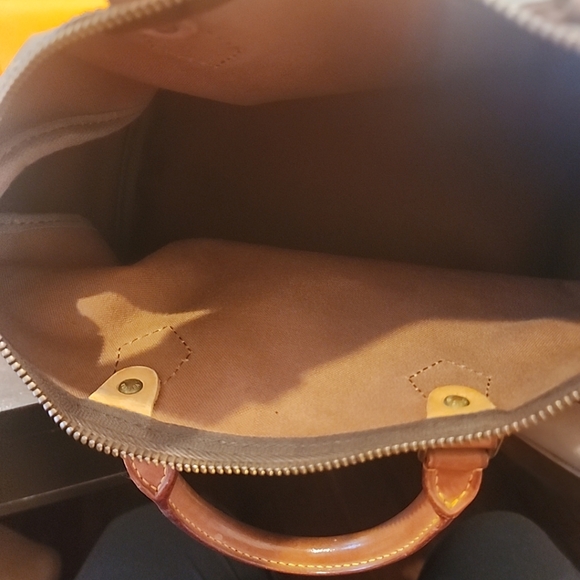 Louis Vuitton Speedy 30 **41 year old Vintage Bag** - Picture 3 of 14